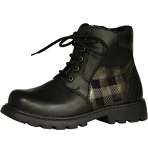 Szamos fekete fúzős nagyon csajos csillogó ezüst, téli,bélelt, vízlepergető oldalt cipzáros könnyű felvenni