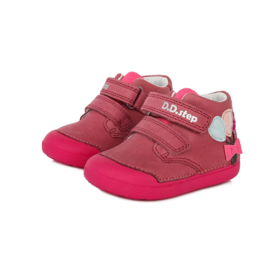 D.D.Step Kislány "első lépés" bokacipő rózsaszín, színes lufikkal az oldalán két tépőzárral állítható, nagyon jól tartja a gyerek lábát nem engedi bedőlni a bokát