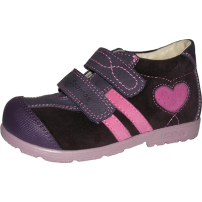 Szamos szupinált sötét lila-pink lány cipő szívecskével, keskeny lábra